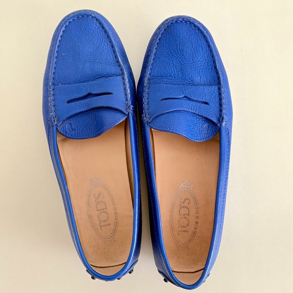 Tod’s Blue Leather Driving Loafers – Size 40 🚗🔵